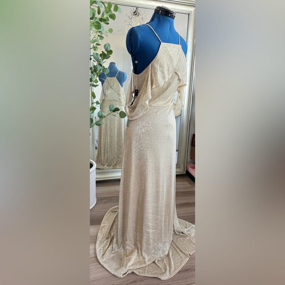 LULU’S Lulus Shine Bright Gold Off-the-Shoulder Maxi Dress - Picture 5 of 8